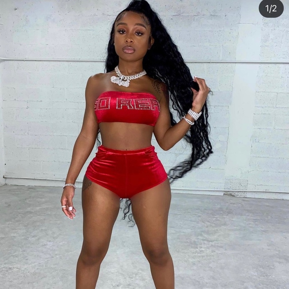 2 Piece Gsuwoo Set